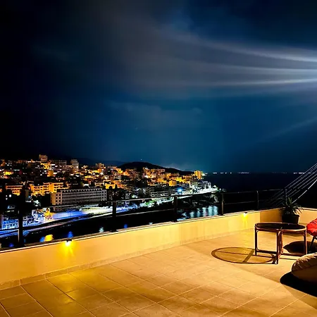 Castle Hill Rooftop