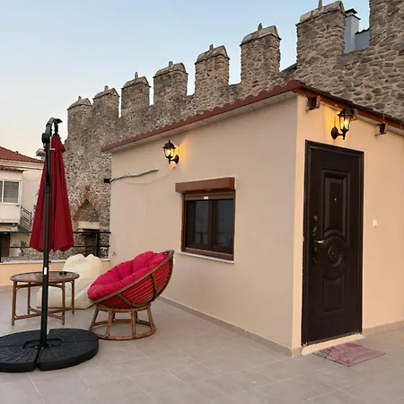 Castle Hill Rooftop *