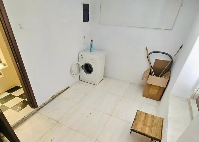 Castle Hill Rooftop *